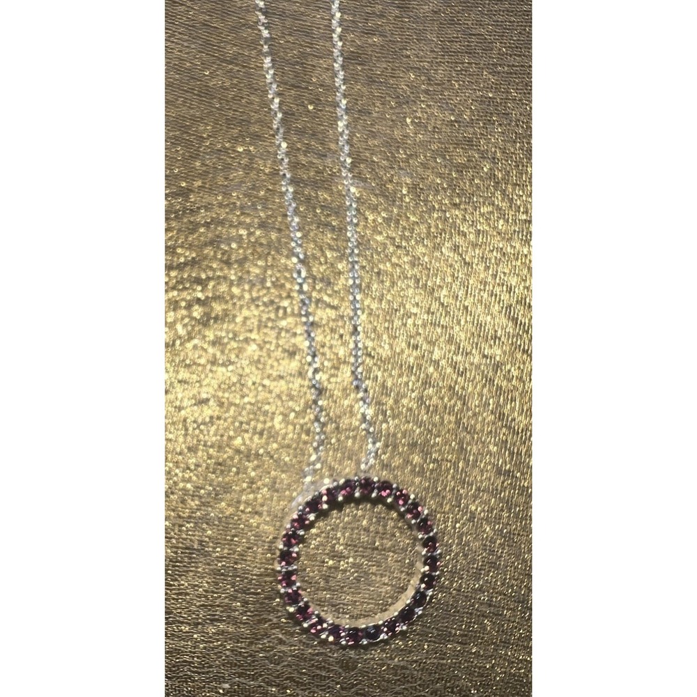 Vintage Avon Purple And Silver tone Circle Necklace 16" To 18"